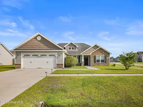 206 Riverstone Ct, Jacksonville, NC 28546