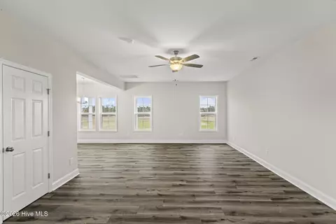 Living - 770 Aria Ln, Hubert, NC 28539 photo 2 of 3