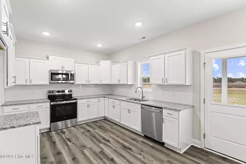 Kitchen - 770 Aria Ln, Hubert, NC 28539 photo 1 of 3