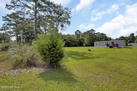 1784 N C Hwy-172, Sneads Ferry, NC 28460