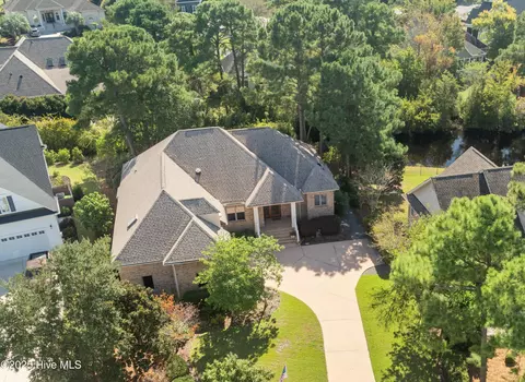 2945 Moorings Way SE, Southport, NC 28461