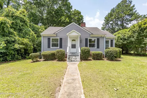 2710 Sunset Ave, Greenville, NC 27834