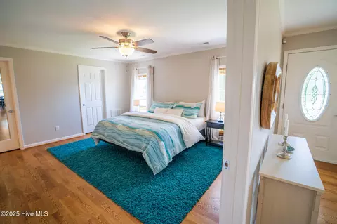 Bedroom - 101 Hamilton Ln, Hubert, NC 28539 photo 1 of 5