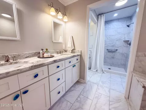 Bath - 101 Hamilton Ln, Hubert, NC 28539 photo 1 of 2