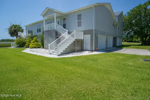 Exterior - 101 Hamilton Ln, Hubert, NC 28539 photo 5 of 7