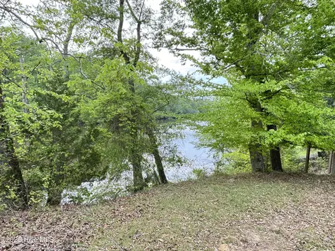 207 Rose Rd, Como, NC 27818