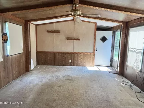 207 Rose Rd, Como, NC 27818 photo 3
