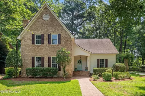 106 Fort Sumter Dr, Greenville, NC 27858