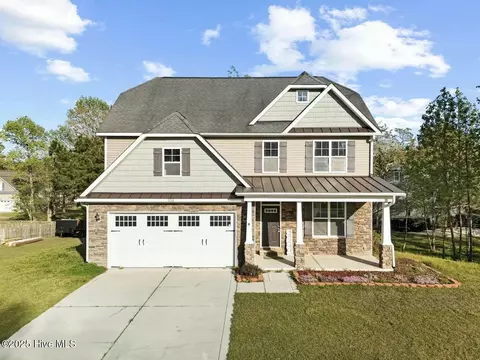 136 Old Millstone Landing Ln, Sneads Ferry, NC 28460