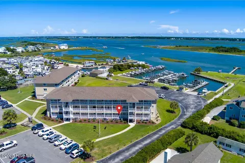 650 Cedar Point Blvd #A-15, Cedar Point, NC 28584