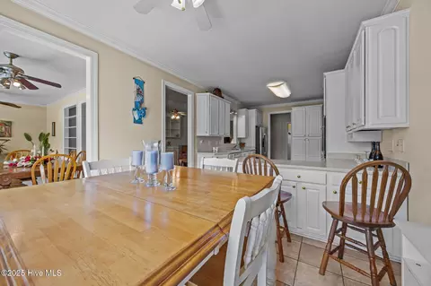Dining - 1910 Big Mill Rd, Williamston, NC 27892 photo 2 of 3