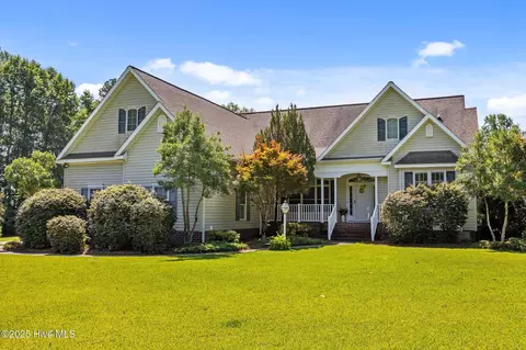 1910 Big Mill Rd, Williamston, NC 27892