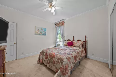 Bedroom - 1910 Big Mill Rd, Williamston, NC 27892 photo 4 of 7