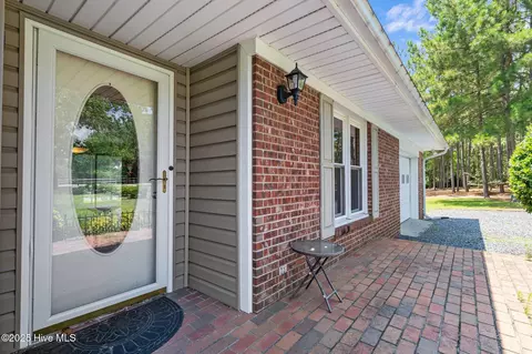 132 E Shenandoah Rd, West End, NC 27376 photo 6