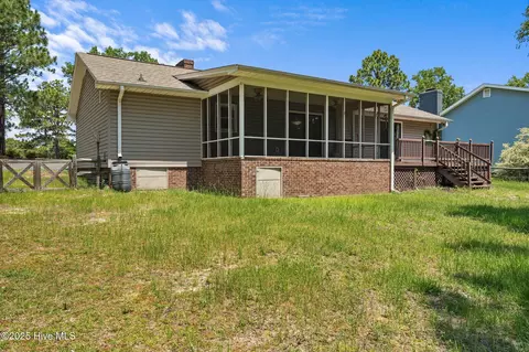 132 E Shenandoah Rd, West End, NC 27376 photo 8
