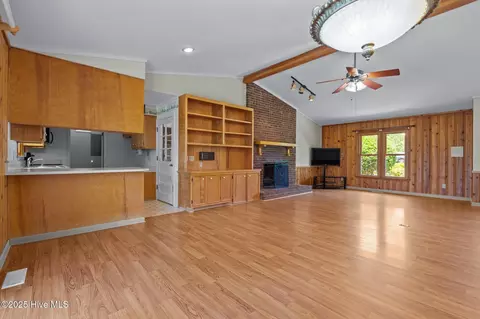 132 E Shenandoah Rd, West End, NC 27376 photo 22