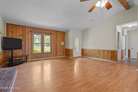 132 E Shenandoah Rd, West End, NC 27376 photo 17