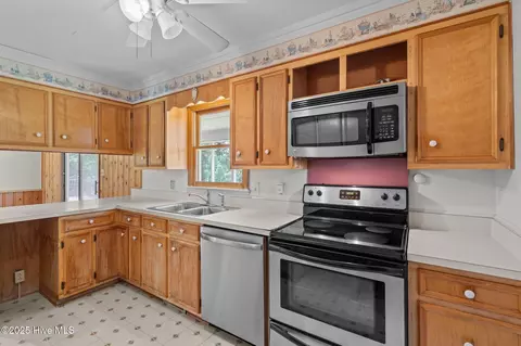 132 E Shenandoah Rd, West End, NC 27376 photo 25