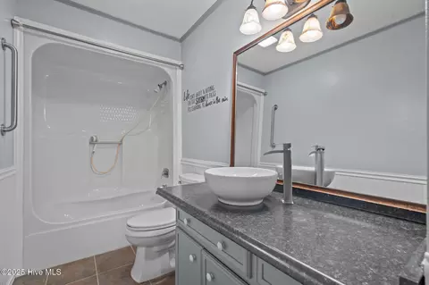 132 E Shenandoah Rd, West End, NC 27376 photo 18