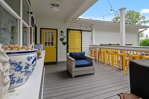Exterior - 400 E Main St, Washington, NC 27889 photo 17 of 21