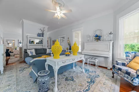 Living - 400 E Main St, Washington, NC 27889 photo 1 of 9