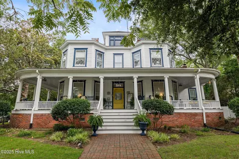 Exterior - 400 E Main St, Washington, NC 27889 photo 5 of 21