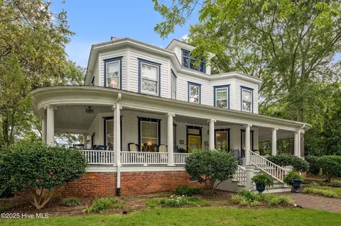 Exterior - 400 E Main St, Washington, NC 27889 photo 2 of 21