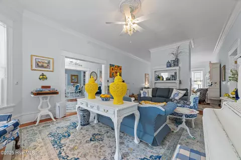 Living - 400 E Main St, Washington, NC 27889 photo 2 of 9
