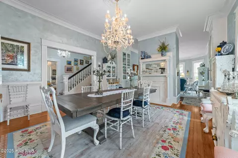 Dining - 400 E Main St, Washington, NC 27889 photo 3 of 3