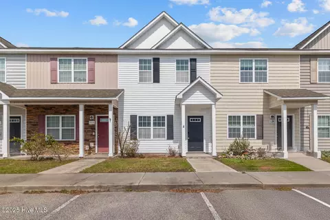 505 Oyster Rock Ln, Sneads Ferry, NC 28460