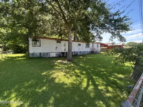 104 Seahawk Ct, Grandy, NC 27939