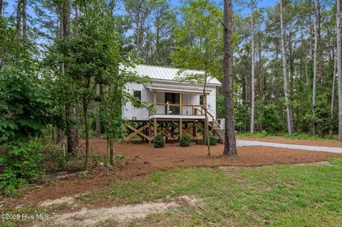 112 Jenny Lisa Ln, New Bern, NC 28560