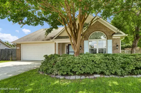 5603 S El Carol Ct, Wilmington, NC 28409
