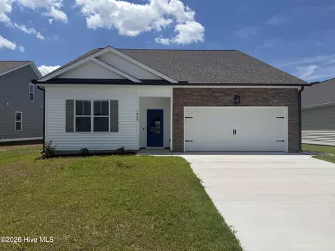 1020 Seven Iron Dr, Ayden, NC 28513