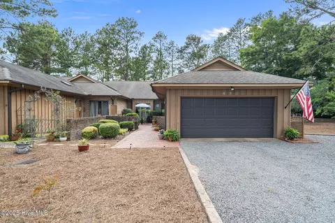 470 Midland Dr, Pinehurst, NC 28374