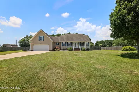 114 Climbing Vine, Elizabeth City, NC 27909