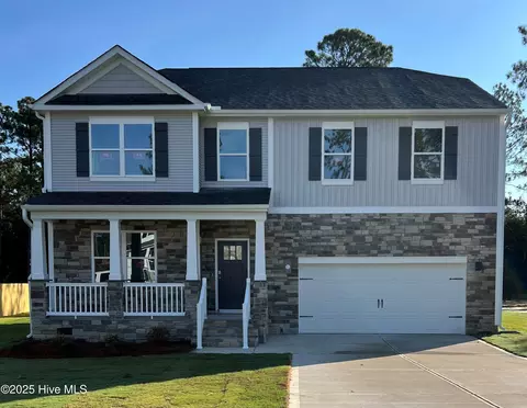 3109 Platinum Cir, West End, NC 27376