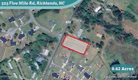 323 Five Mile Rd, Richlands, NC 28574