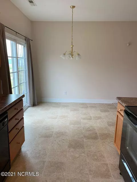Dining - 1110 W 4th St, Washington, NC 27889 photo 2 of 2