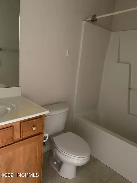 Bath - 1110 W 4th St, Washington, NC 27889 photo 1 of 2
