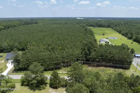 149 Futrell Rd, Richlands, NC 28574