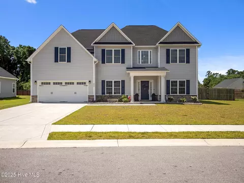 202 Coscoroba Ct, Swansboro, NC 28584