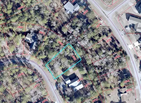 913 Hurricane Ct, New Bern, NC 28560