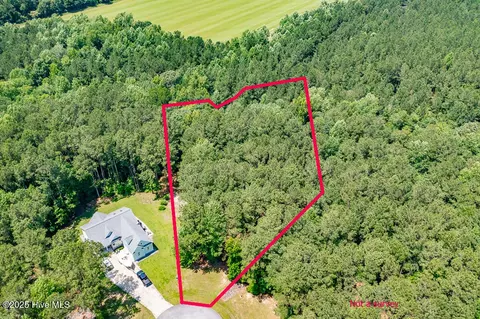 112 Chickory Ln, Minnesott Beach, NC 28510
