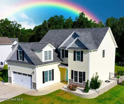 109 Ridge Cove Ln, Swansboro, NC 28584