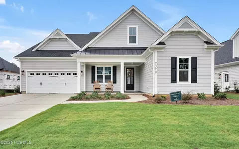 7370 Foxbriar Dr, Leland, NC 28451