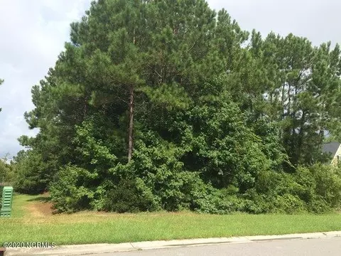 7725 Bonaventure Dr, Wilmington, NC 28411