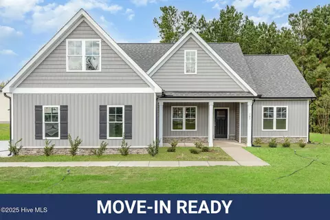 103 Spumante Ct, Princeton, NC 27569