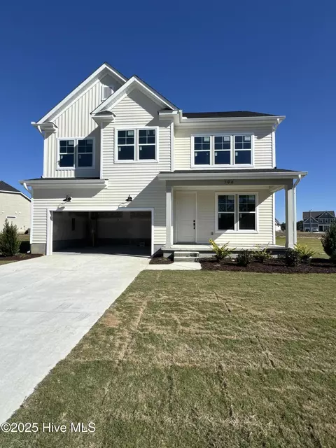 794 Fairway Rd, Ayden, NC 28513