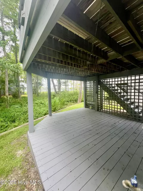 175 Delta Dr, Washington, NC 27889 photo 2